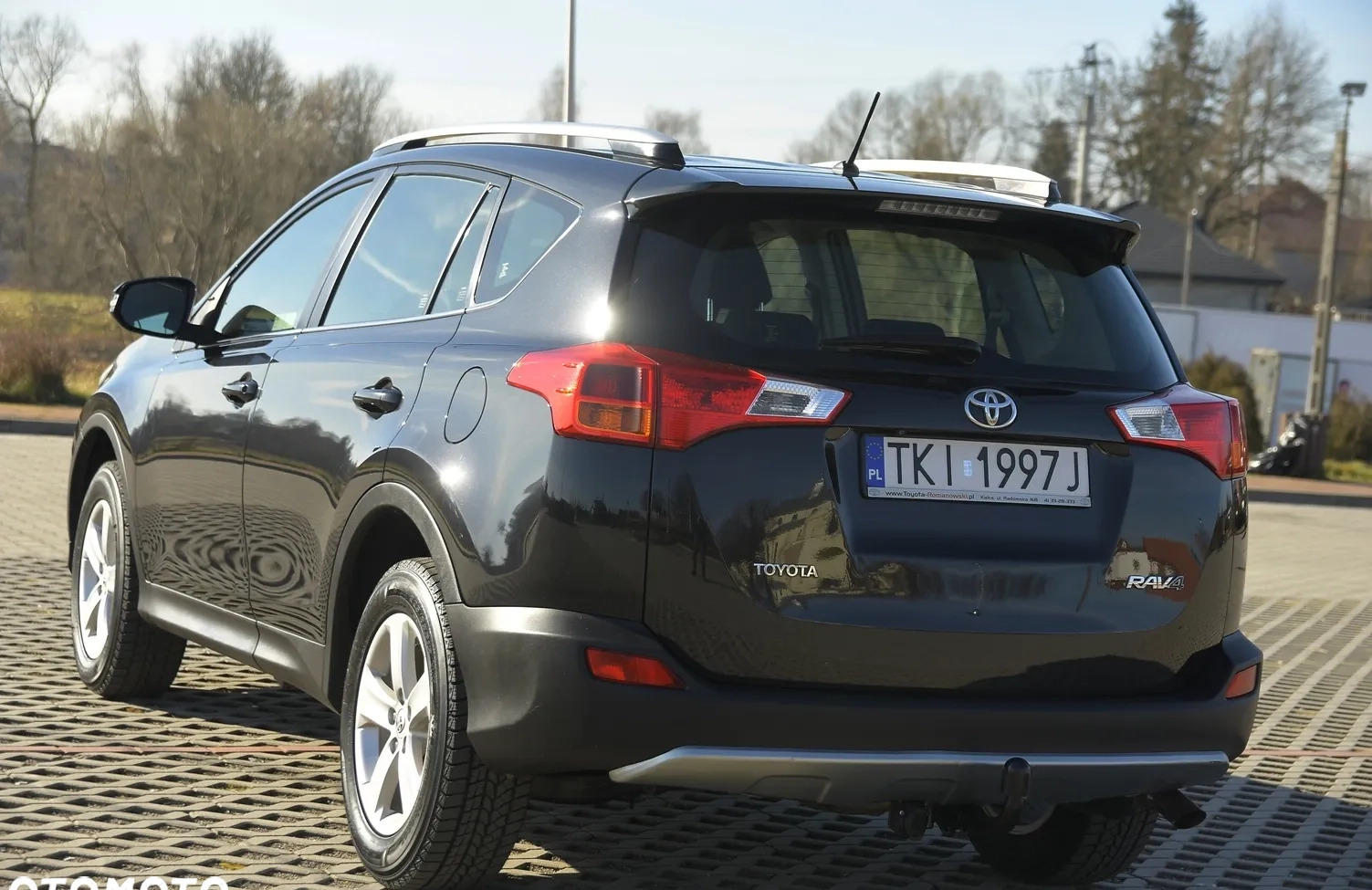 Toyota RAV4 cena 57000 przebieg: 191000, rok produkcji 2013 z Daleszyce małe 667
